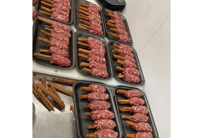 קבב על מקל קינמון 