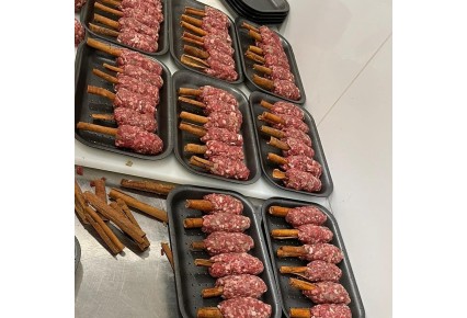 קבב על מקל קינמון 